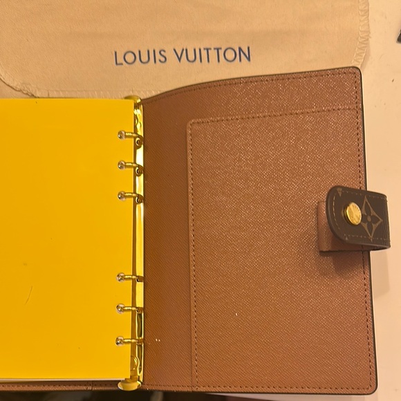 Louis Vuitton Brown and Tan Wallet with Iconic Monogram Pattern - Picture 7 of 13